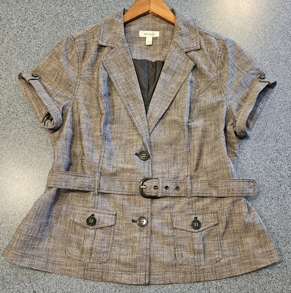 Dressbarn Short Sleeved Blazer, Size Xl - Picture 1 of 9